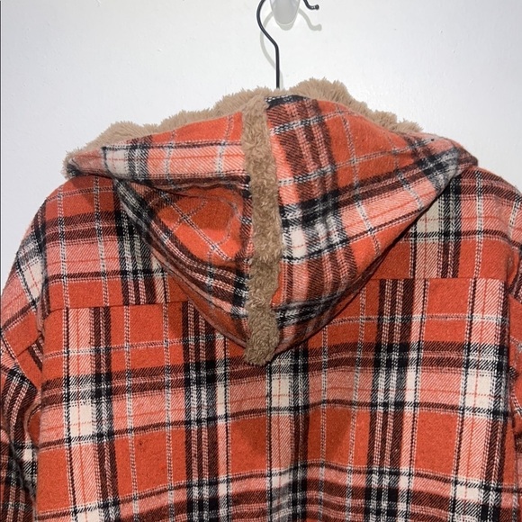 NWT Plaid Faux Fur Lined Women's Jacket Size Small - Picture 6 of 8